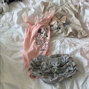 3 piece Minnie Mouse set